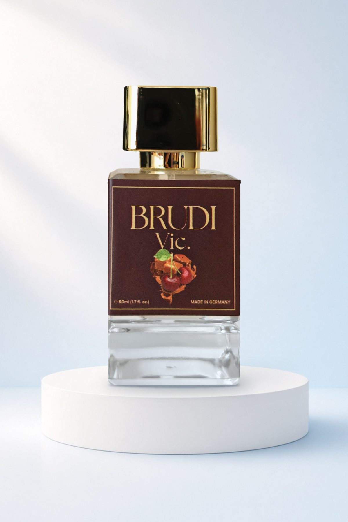 Vic. Extrait de Parfum 50 ml von Brudi Duftmanufaktur – Flakon